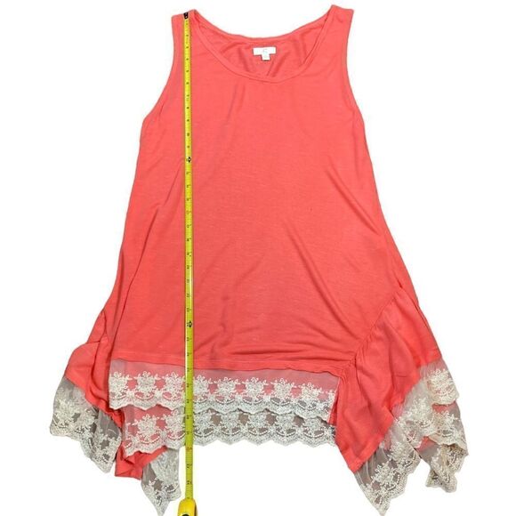 Charming Charlie Peach Sleeveless Asymmetrical Top With Lace Hem, Size M - Picture 6 of 8